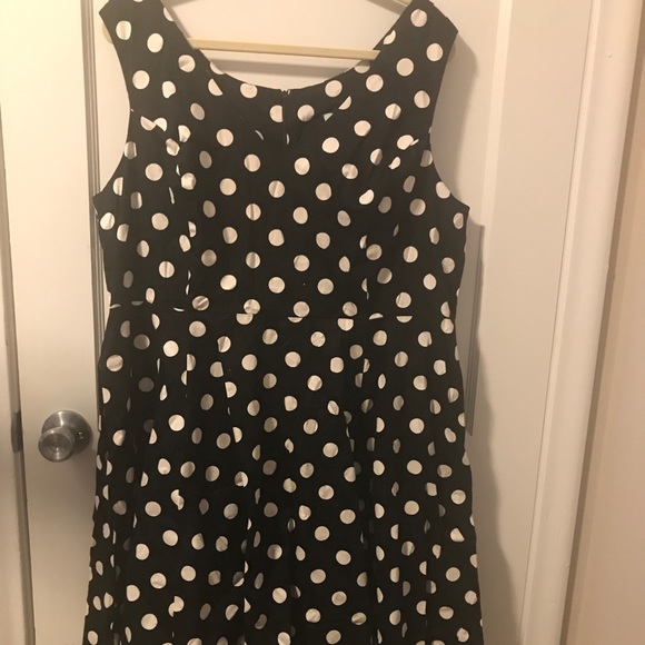 Dresses & Skirts - Vintage style plus size polka dot dress